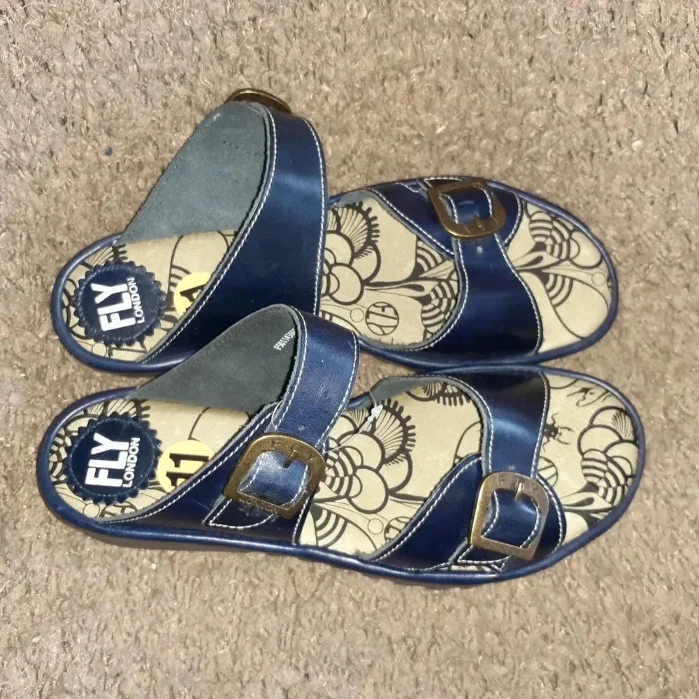 FLY LONDON-ETAN-Navy Blue Leather Slide Sandals - Picture 6 of 7